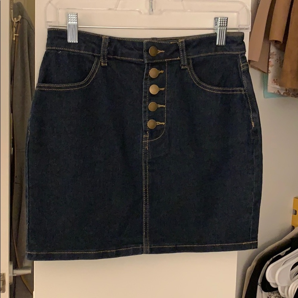 NWOT Forever 21 Denim Button Mini Skirt - Picture 3 of 6